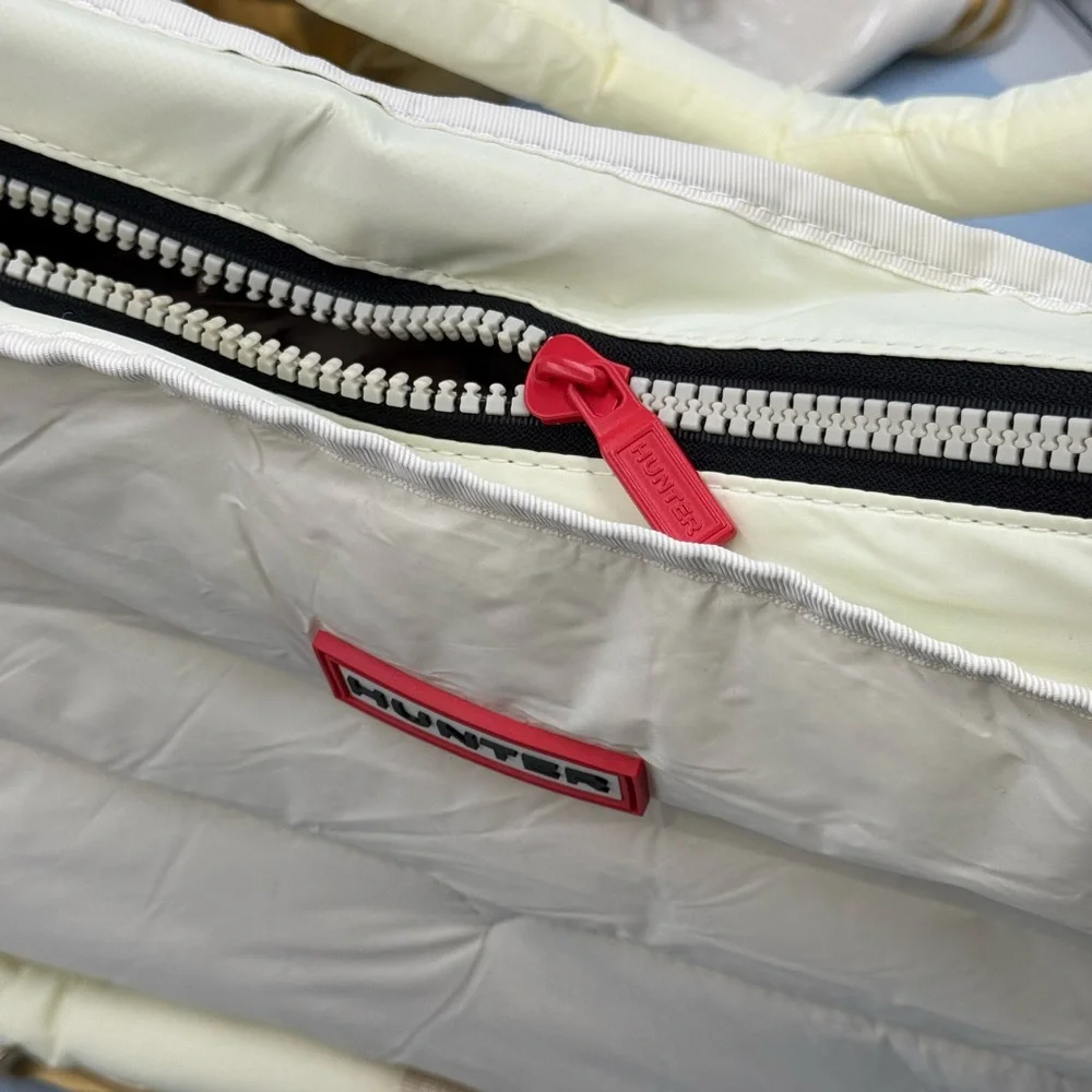 🆕 HUNTER 🧿 NWOT Large Framed Puffer Bag, White *MISSING CROSSBODY STRAP*
